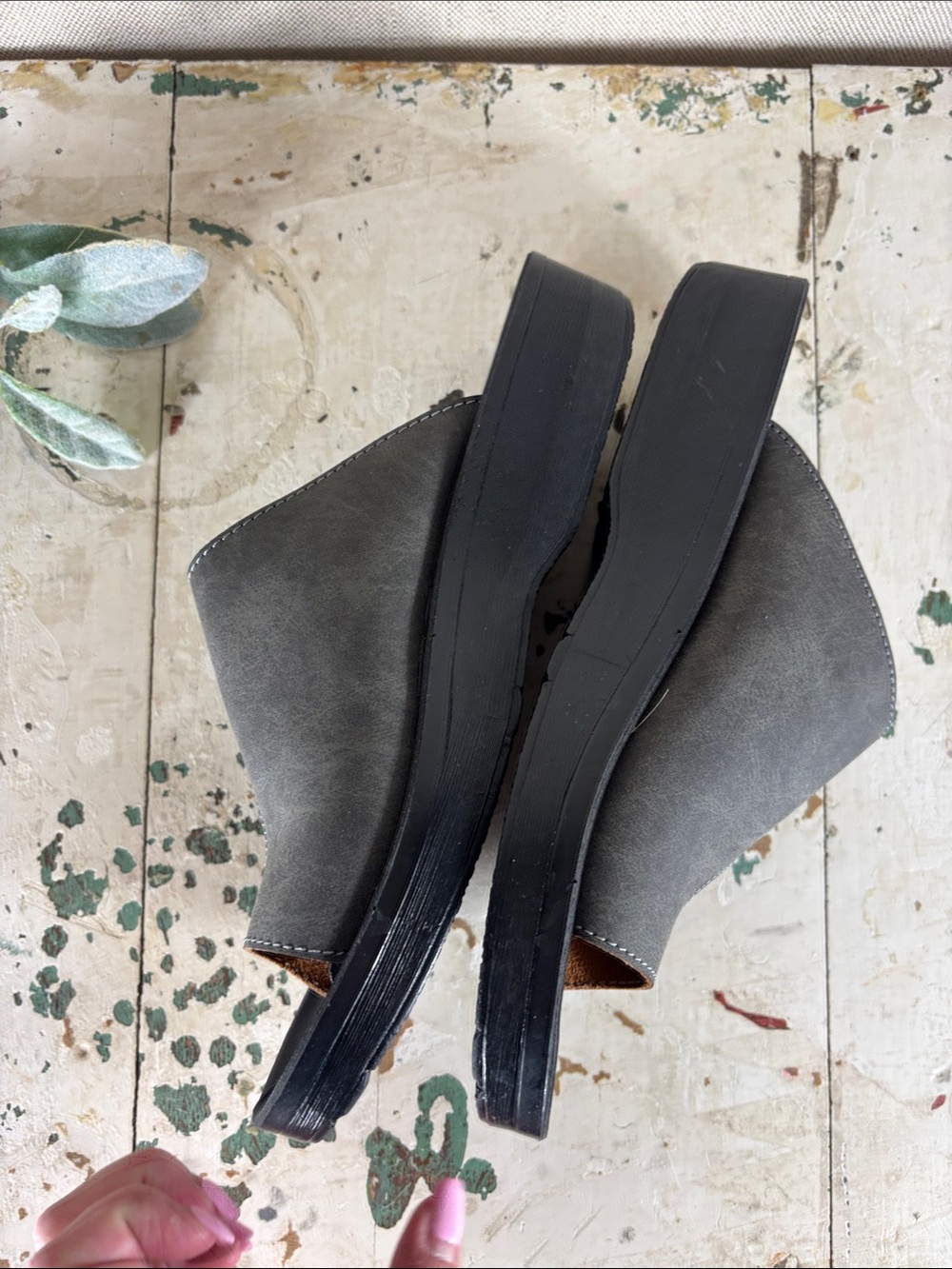 Aerothotic > Slip on Leather Top Sandal 38/7.5 - Picture 4 of 8